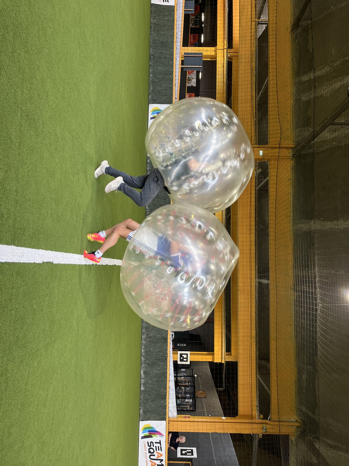 Jour de pluie dans les Hauts-de-France ? Le Bubble Foot ne se joue jamais dehors